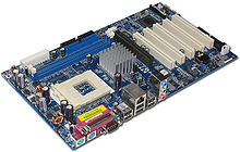 https://upload.wikimedia.org/wikipedia/commons/thumb/4/40/ASRock_K7VT4A_Pro_Mainboard.jpg/220px-ASRock_K7VT4A_Pro_Mainboard.jpg